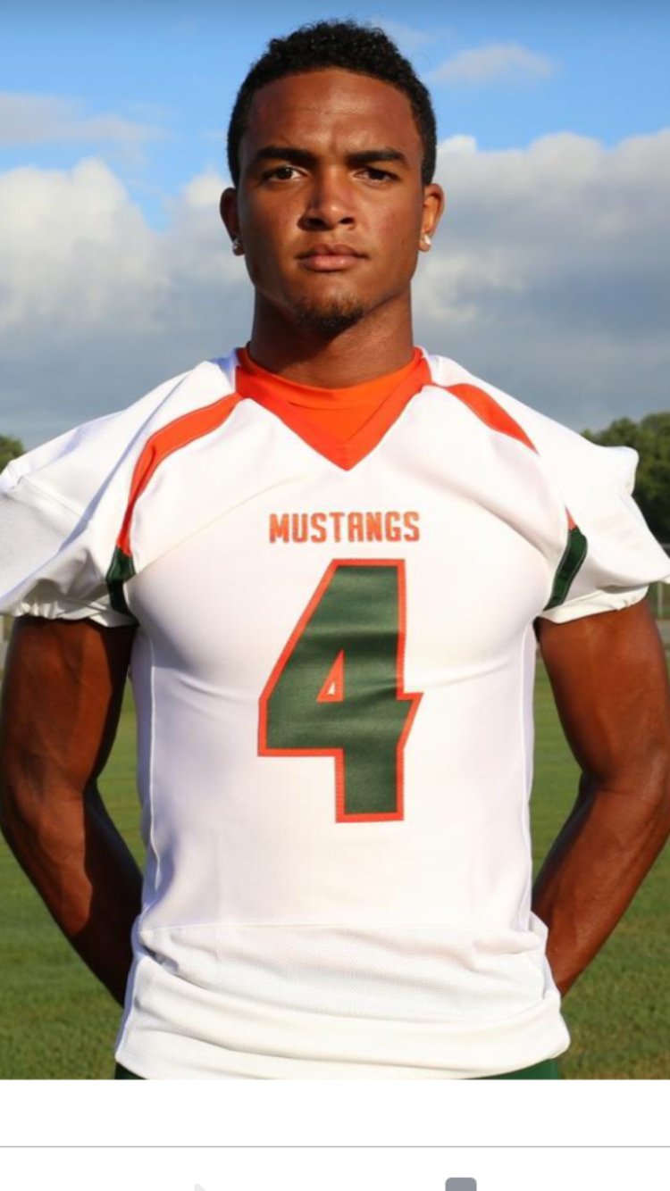East Lincoln WR Cameron Dollar sets NFHS Record vs. Christ the King